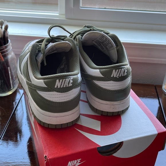 Women’s Nike Dunk Low - white/olive - Picture 4 of 5